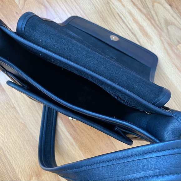 Coach Classic Legacy Flap Black Glove Leather Shoulder Bag - Picture 9 of 16